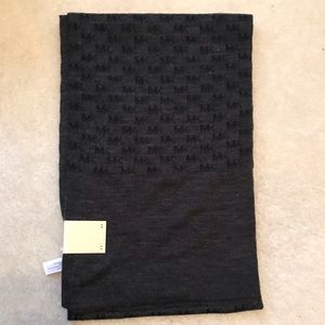 Men’s Michael Kors scarf
